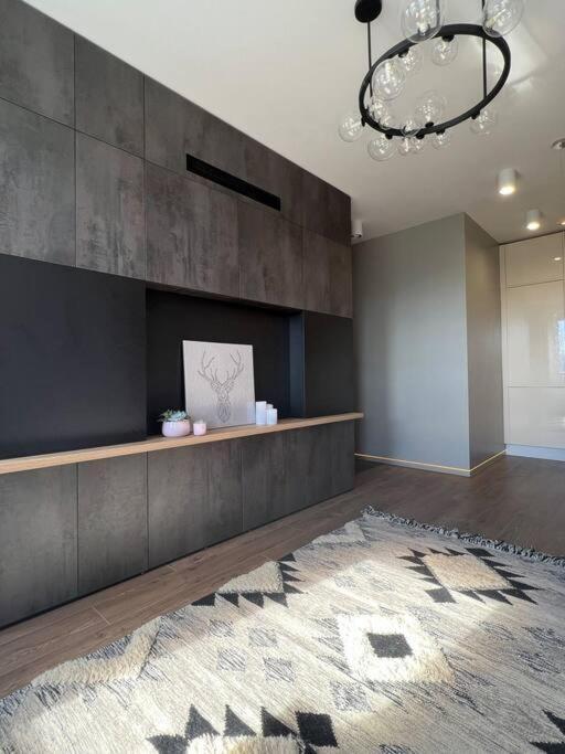 Luxury Pearl With Parking Place In Holesovice Prague Luaran gambar